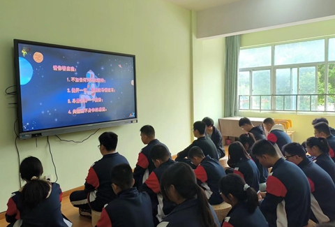 图片11.jpg 图片11.jpg