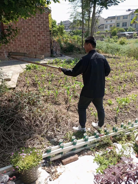 高二12-照片-2.jpg 高二12-照片-2.jpg