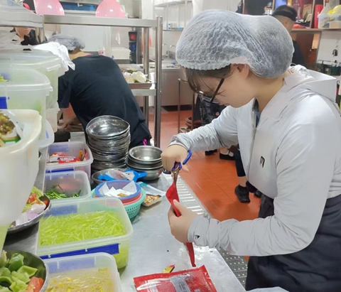 厨师高二11-图片-2.jpg 厨师高二11-图片-2.jpg
