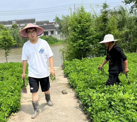 田间务农高二9-图片-3.jpg 田间务农高二9-图片-3.jpg