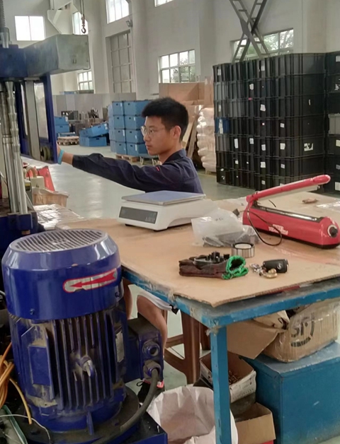 高温车间高二5-图片-3.jpg 高温车间高二5-图片-3.jpg