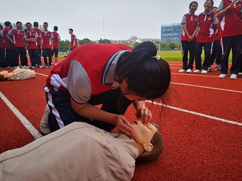 图片十八.jpg 图片十八.jpg